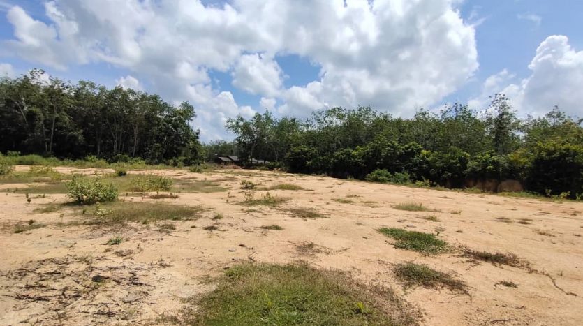 Tanah Lot Banglo Di Pulai Chondong Machang Untuk Dijual